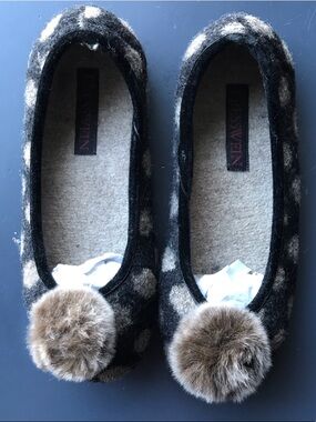 Giesswein Brown Polka Dot Pom Pom Felt Ballet Slippers